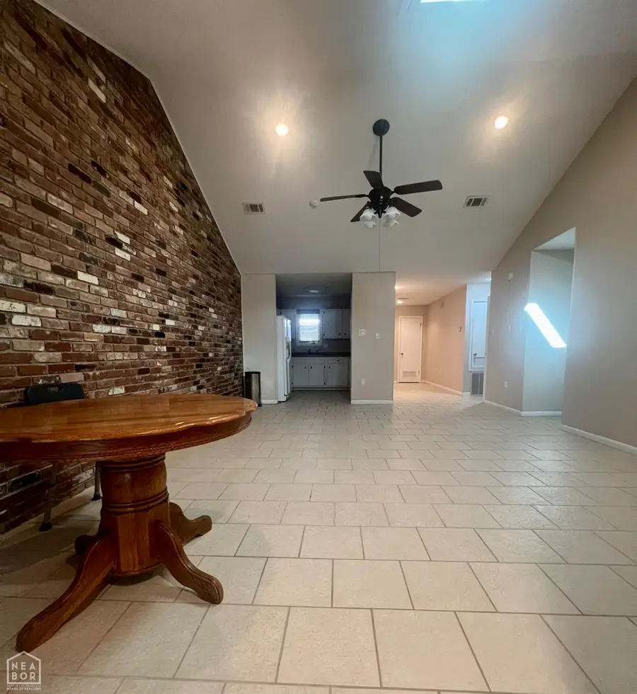 2729 Greenbriar Drive, Jonesboro, AR 72401 - Image #2