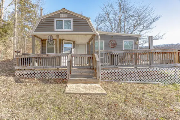 96 Pine Hollow Road, Hardy, AR 72542