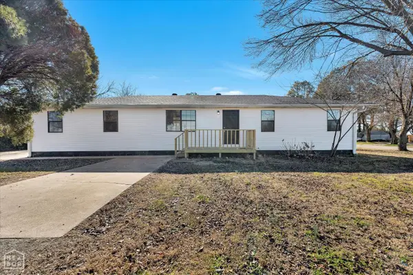 71 Singing Tree Lane, Walnut Ridge, AR 72476