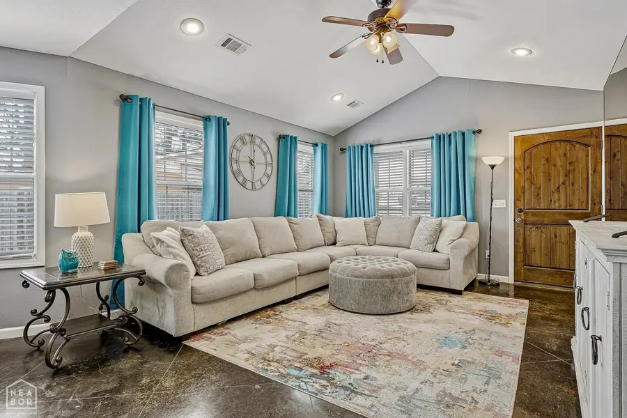 102 Cindy Street, Paragould, AR 72450 - Image #3