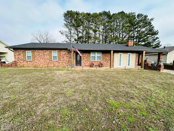 2702 Carr Circle, Newport, AR 72112