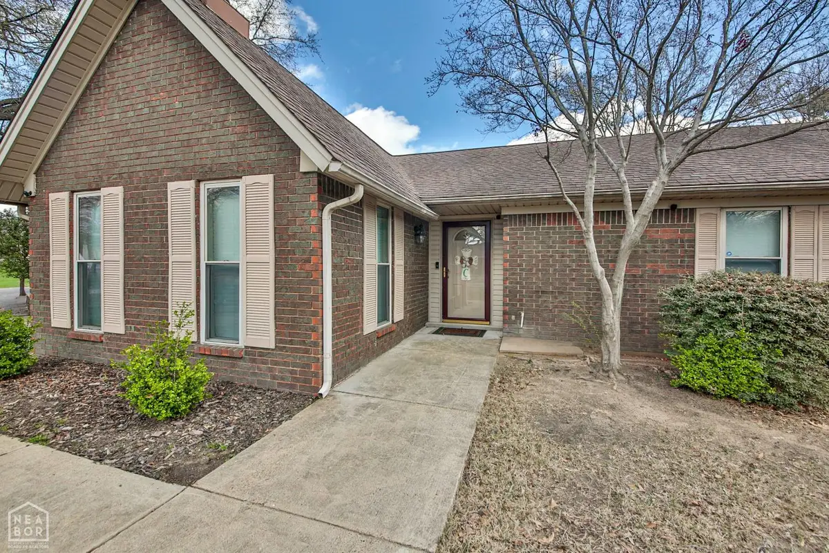 425 L.p. Mann Drive, Marion, AR 72364 - #1