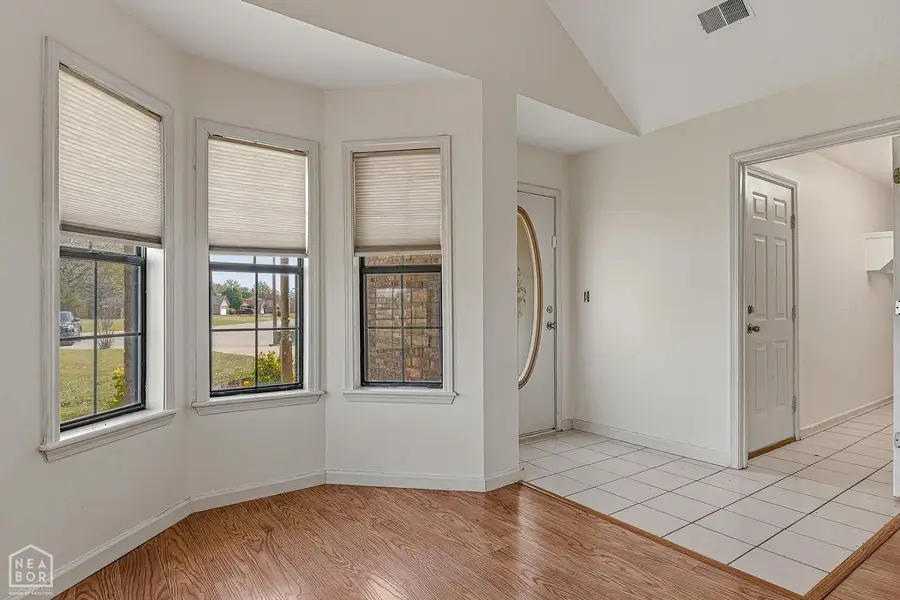 5401 Summer Place, Jonesboro, AR 72404 - #3