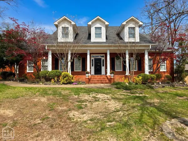 2114 Spring Hollow Drive, Jonesboro, AR 72404