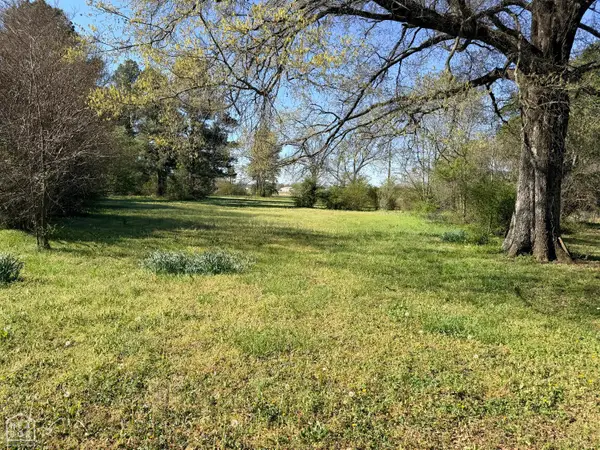 1 Woody Ln, Jonesboro, AR 72401