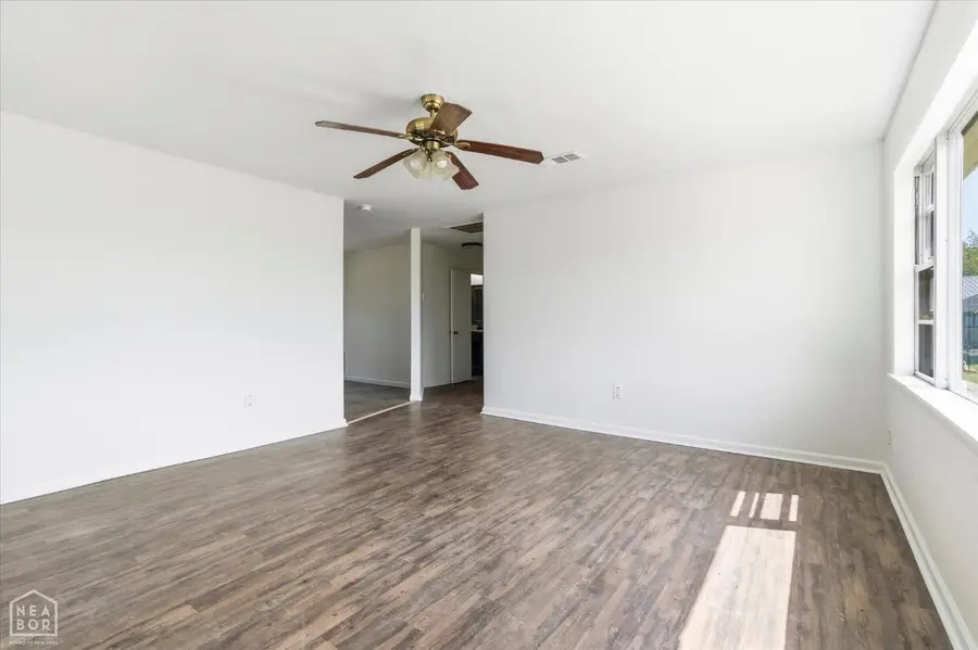 107 NW Inman Drive, Walnut Ridge, AR 72476 - #3