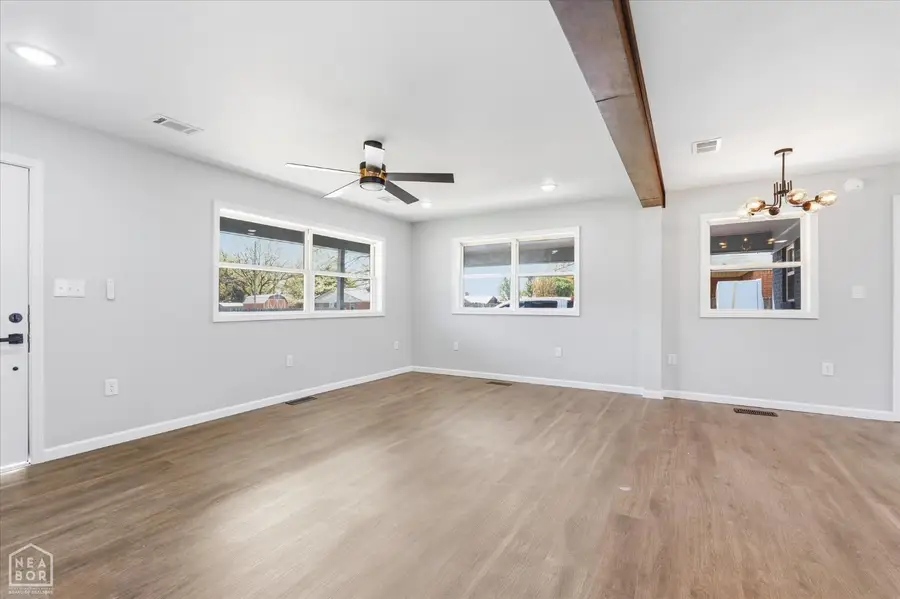 800 E Elm Street, Walnut Ridge, AR 72476 - #2