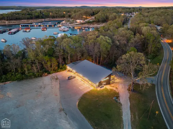 1912 Central Blvd, Bull Shoals, AR 72619