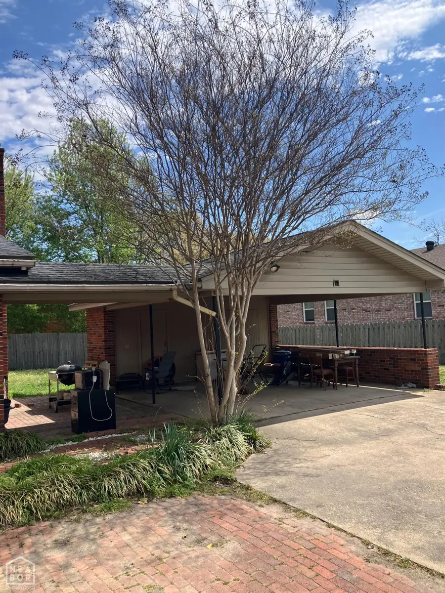 623 W Oak Avenue, Jonesboro, AR 72401 - #2