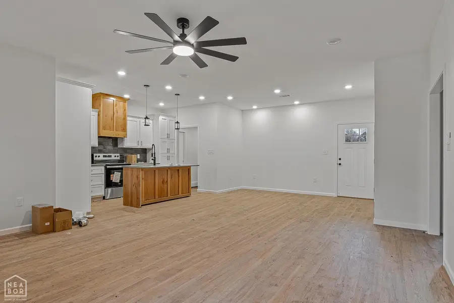 146 Raymond Drive, Paragould, AR 72450 - #2