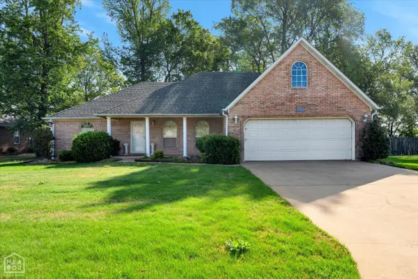 5203 S 27th Street, Paragould, AR 72450