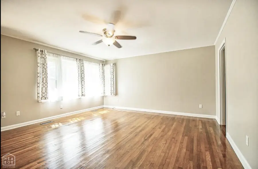 1005 Chestnut Street, Jonesboro, AR 72401 - #3