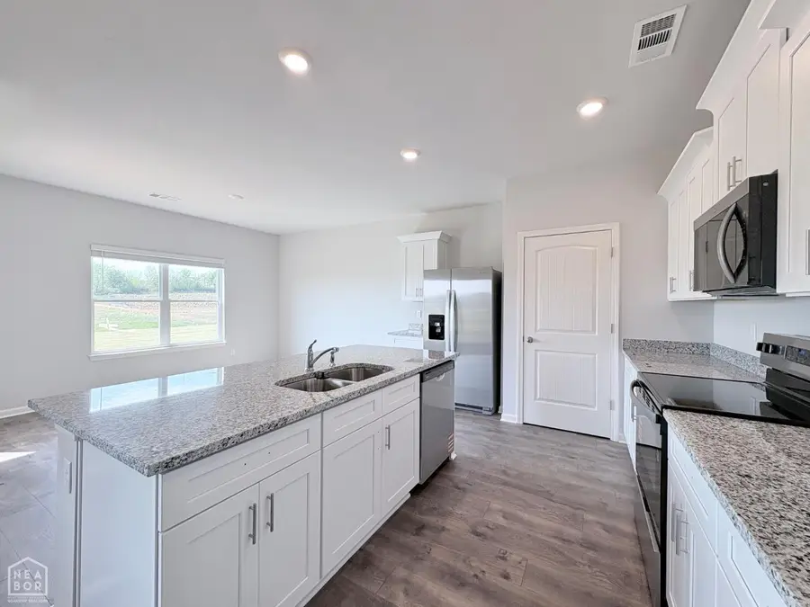 3325 Carroll Drive, Jonesboro, AR 72404 - #3