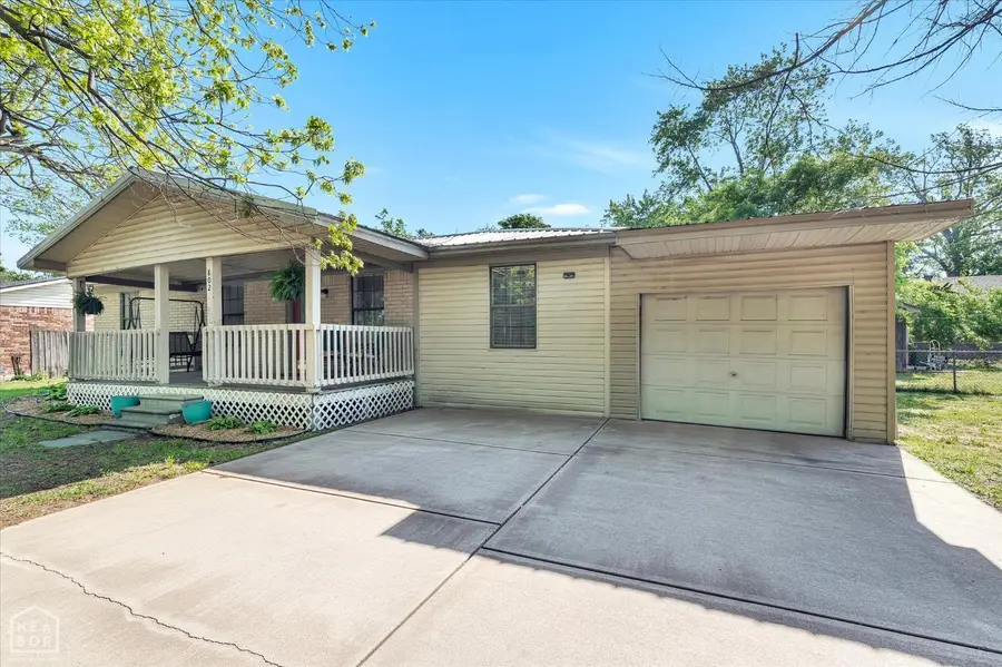 802 Benton Street, Manila, AR 72442 - #2