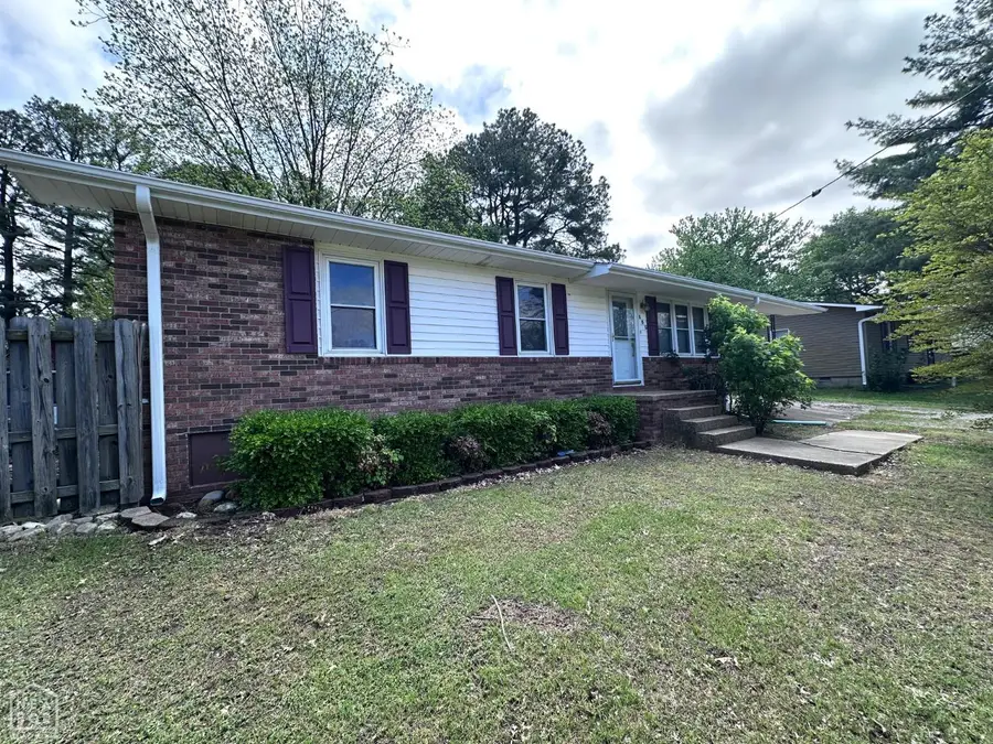 865 N 2nd Avenue, Piggott, AR 72454 - #3