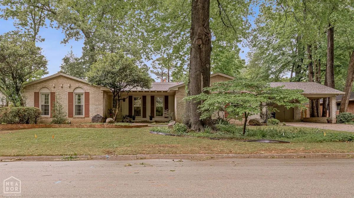 1402 Twin Oaks Avenue, Jonesboro, AR 72401 - #1