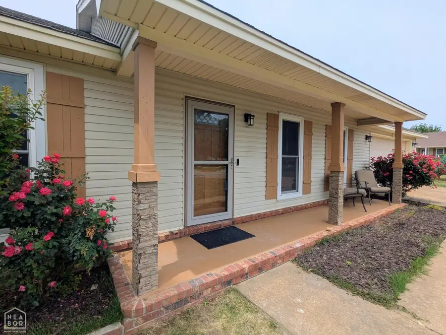 327 Sagewood Drive, Jonesboro, AR 72405 - #3
