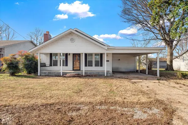 615 W Elm Street W, Walnut Ridge, AR 72476