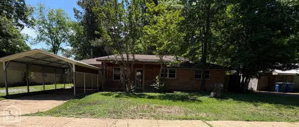 610 N Roselawn, West Memphis, AR 72301