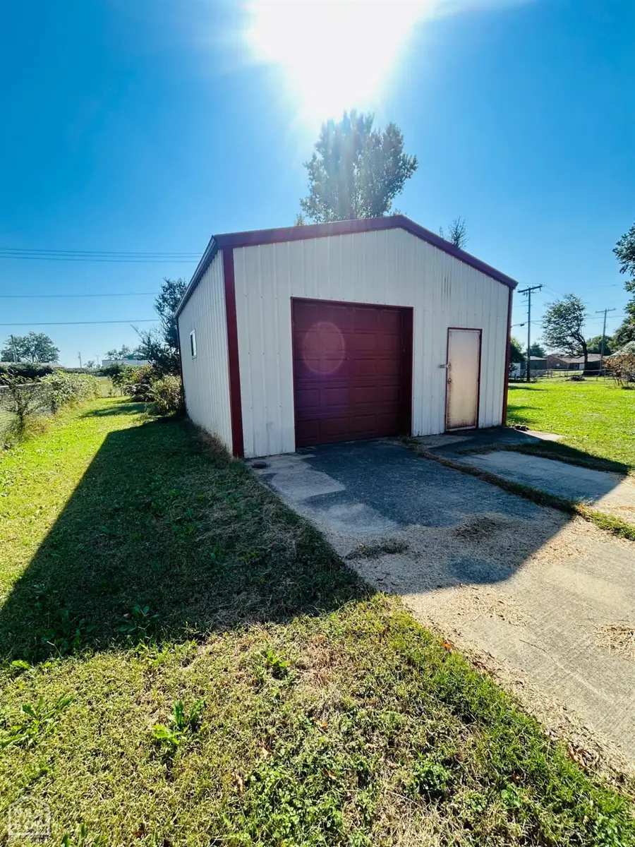205 W Riverside, Marked Tree, AR 72365 - #2