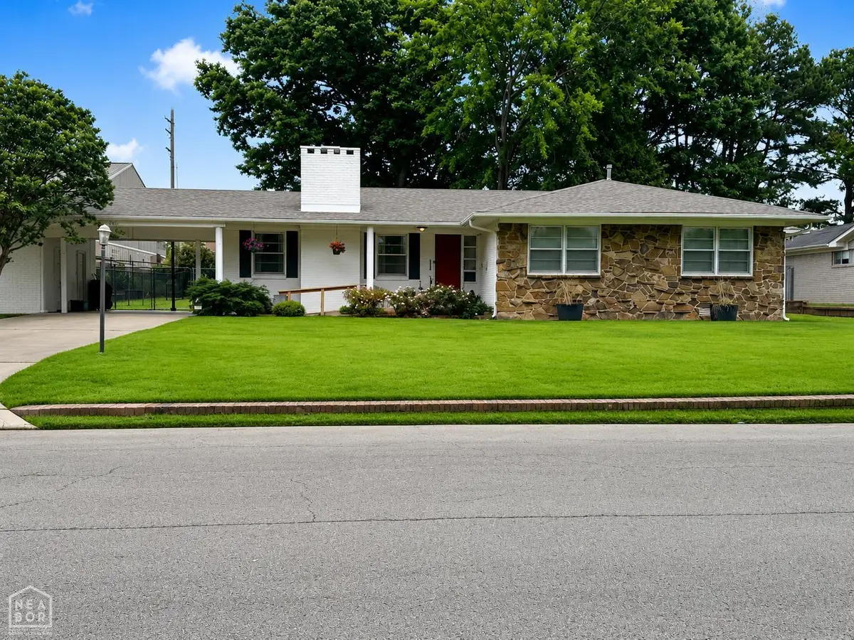 1910 Sherwood Drive, Jonesboro, AR 72401 - #1