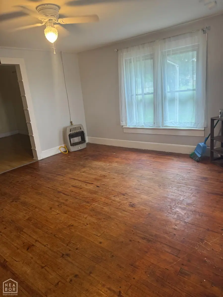 1608 Mclain Street, Newport, AR 72112 - #2