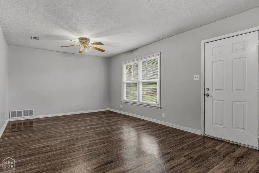 1721 Westwood Drive, Jonesboro, AR 72401 - #2