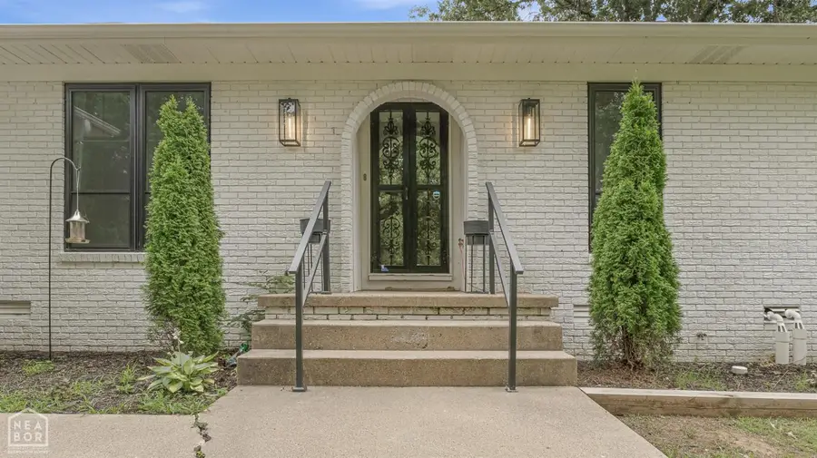 212 University, Jonesboro, AR 72401 - #2