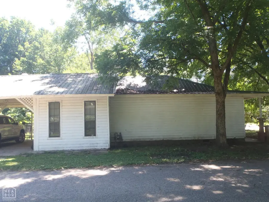 1701 Congress Street, Newport, AR 72112 - #3