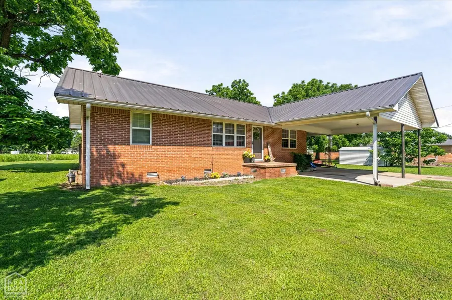 610 W Pine Street W, Walnut Ridge, AR 72476 - #2