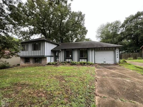 1703 Smoot Drive, Jonesboro, AR 72401