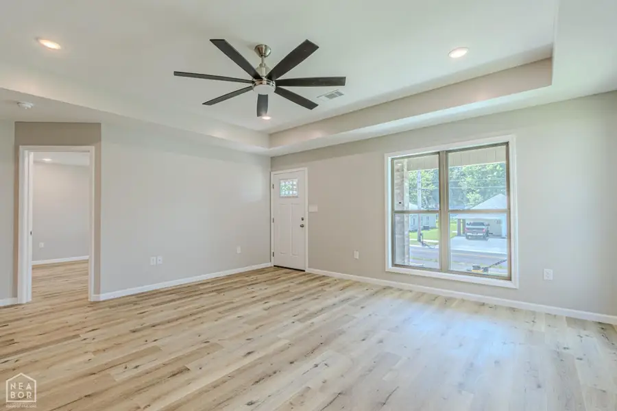 617 N 4th Street, Paragould, AR 72450 - #2