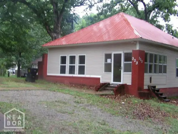 303 Schoonover Street, Pocahontas, AR 72455