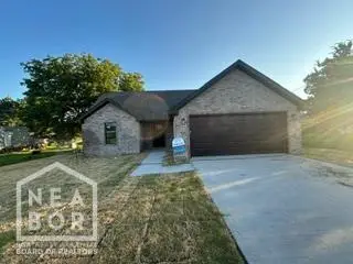 122 Redwood Drive, Bono, AR 72416
