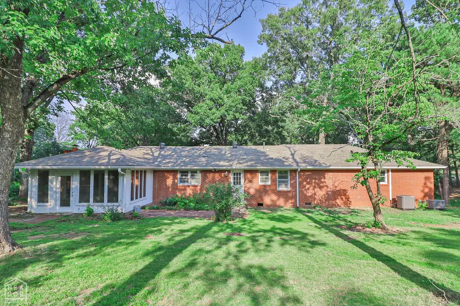 2711 Wood Street, Jonesboro, AR 72401 - #3