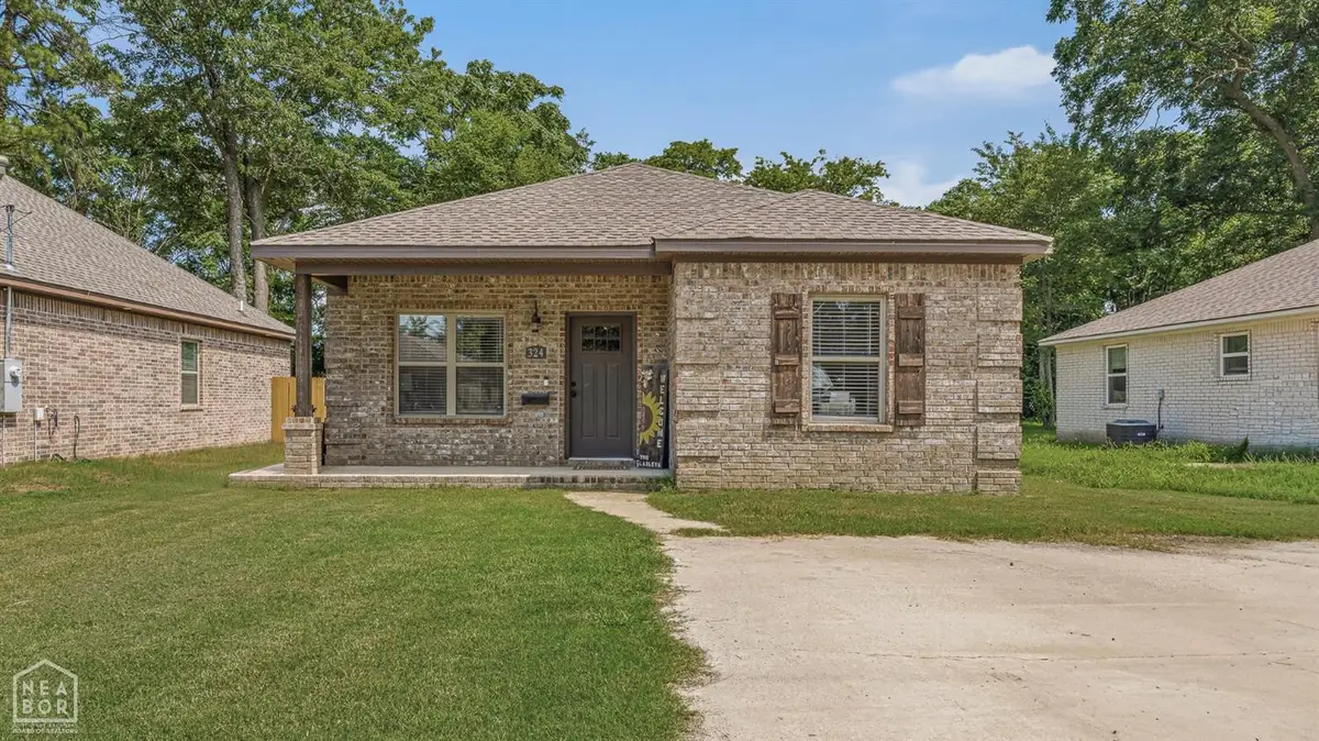 324 W Olympia Street, Manila, AR 72442 - #1