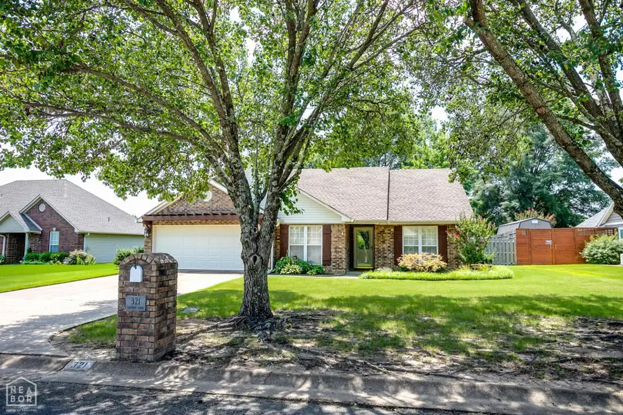 321 Oxford Cove, Jonesboro, AR 72404 - #2