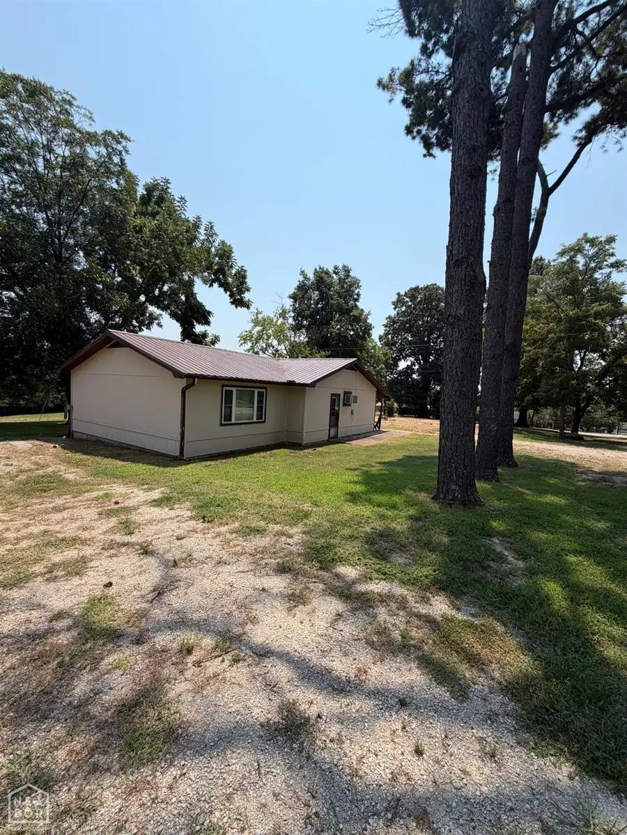 3805 W Kingshighway, Paragould, AR 72450 - #2