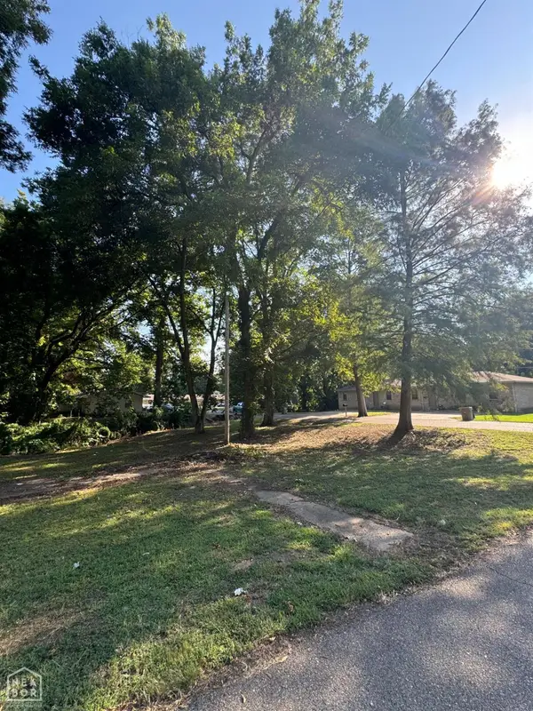 327 Canal Ave E, Wynne, AR 72396