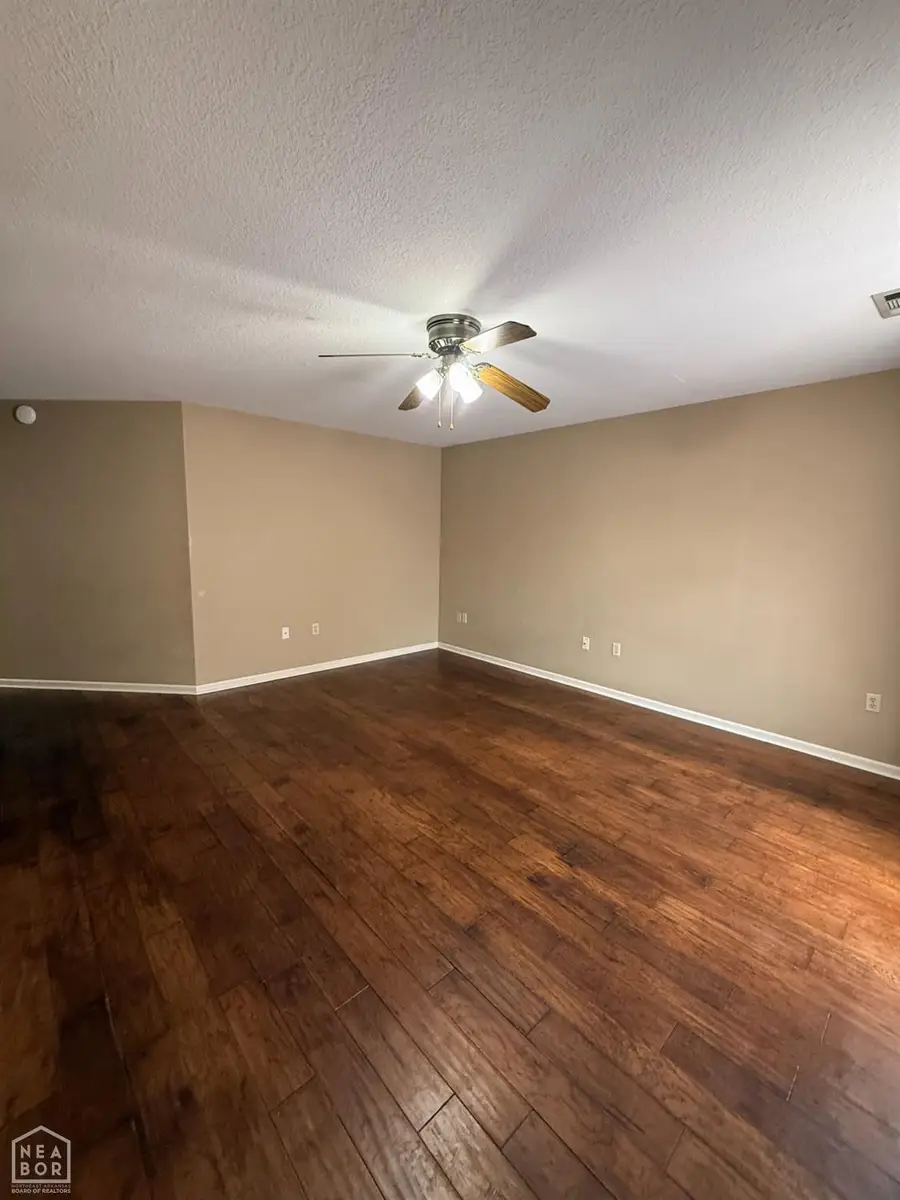 5703 Cedar Street, Paragould, AR 72450 - #3