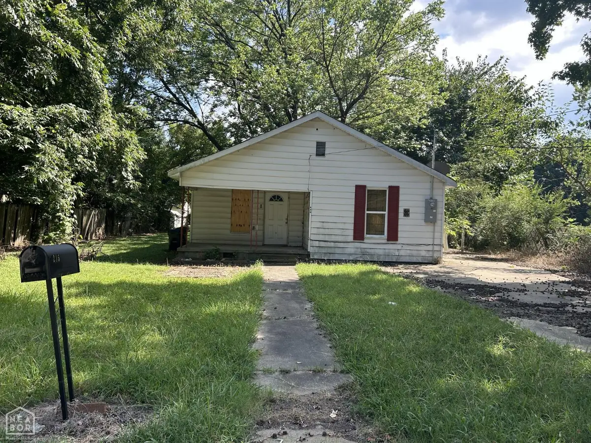 215 Spruce Street, Jonesboro, AR 72401 - #1