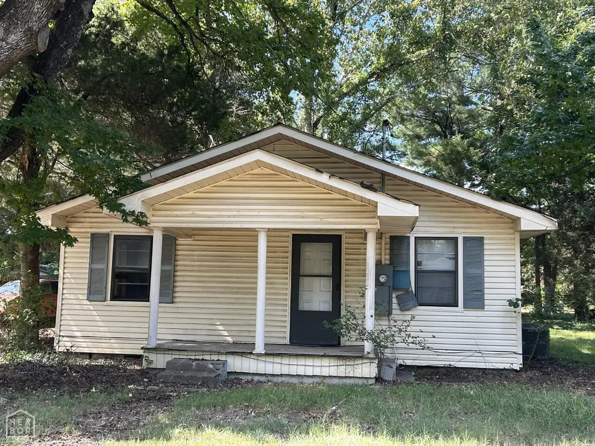 216 Spruce Street, Jonesboro, AR 72401 - #1