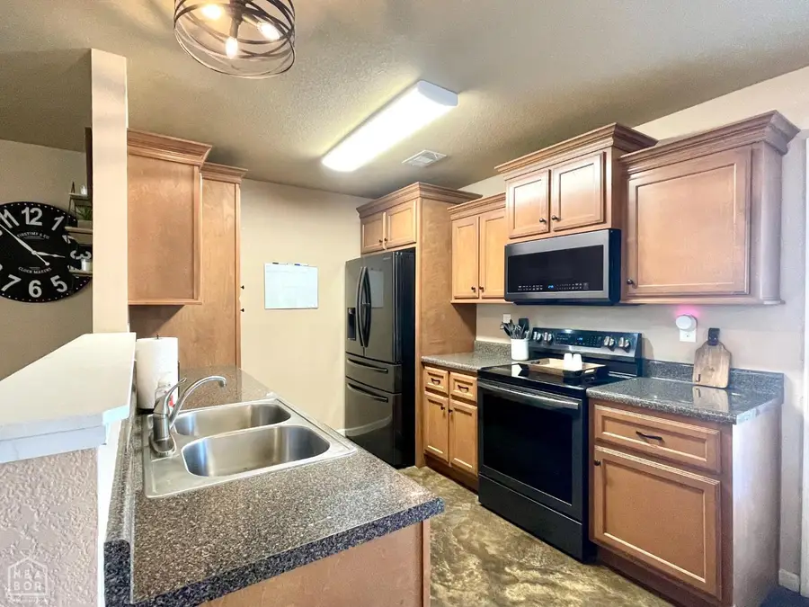 433 N Willow Avenue, Trumann, AR 72472 - #3