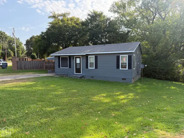 2220 Wood Street, Jonesboro, AR 72401