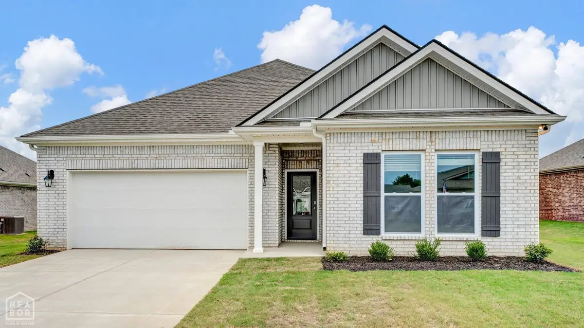 702 Edgemont Circle, Jonesboro, AR 72405 - #1