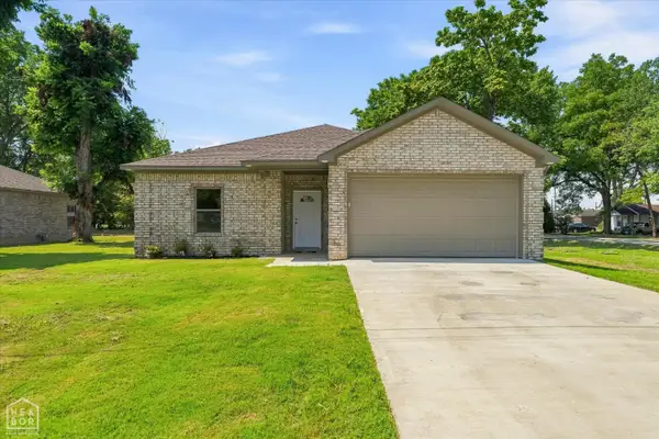 202 E Gum, Walnut Ridge, AR 72476