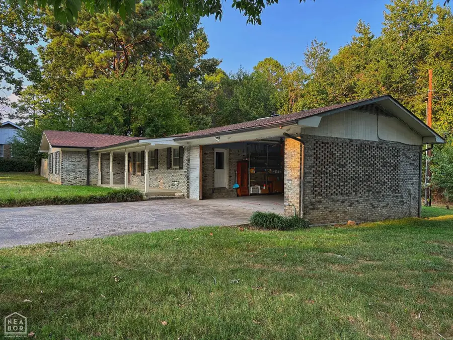 1009 Ridgetop Drive, Paragould, AR 72450 - #2