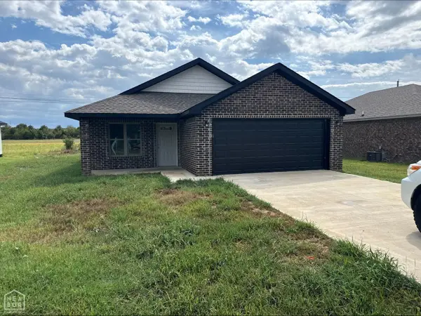 209 Redwood, Bono, AR 72416