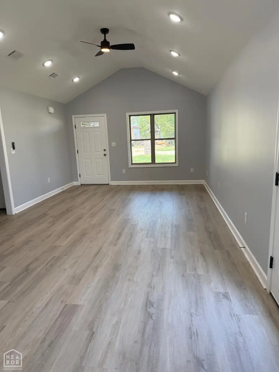 209 Redwood, Bono, AR 72416 - #3