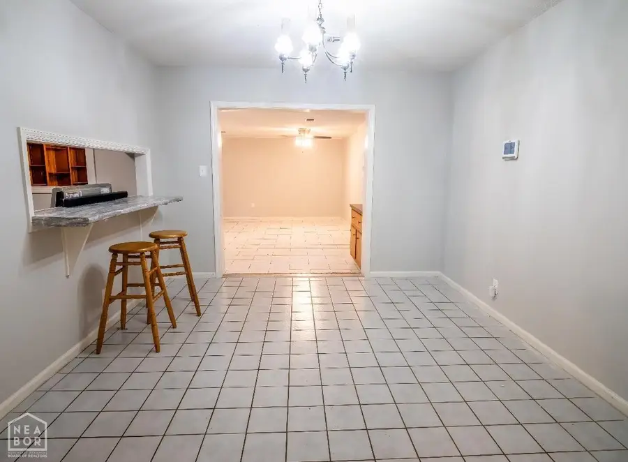1705 Colonial Road, Jonesboro, AR 72401 - #2